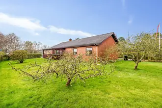 Villa på Lyngklitten 5, Bønnerup Strand, 8585