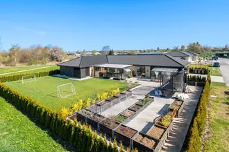Villa på Kvædevænget 75, Appenæs, 4700 Næstved