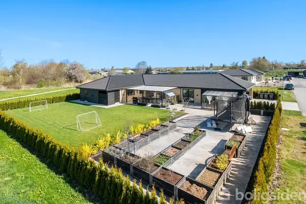 Villa på Kvædevænget 75, 4700 Næstved