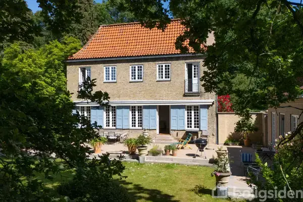 Villa på Dyrehavevej 42, 2930 Klampenborg