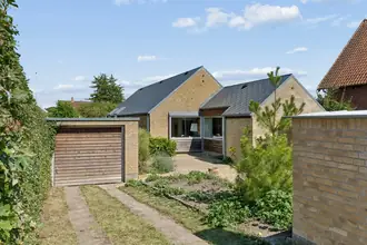 Villa på Elisabeths Allé 5, Dalum, 5250 Odense SV