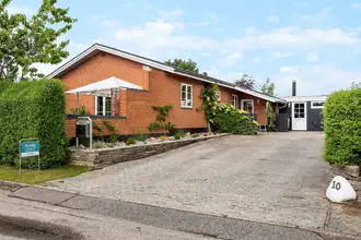 Villa på Engvej 10, Anbæk, 8450 Hammel