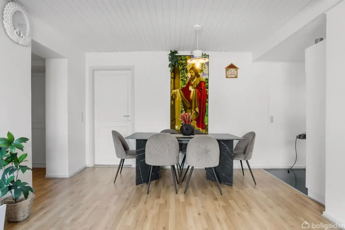 Velindrettet ejerlejlighed med centrla beliggenhed - Visning 3