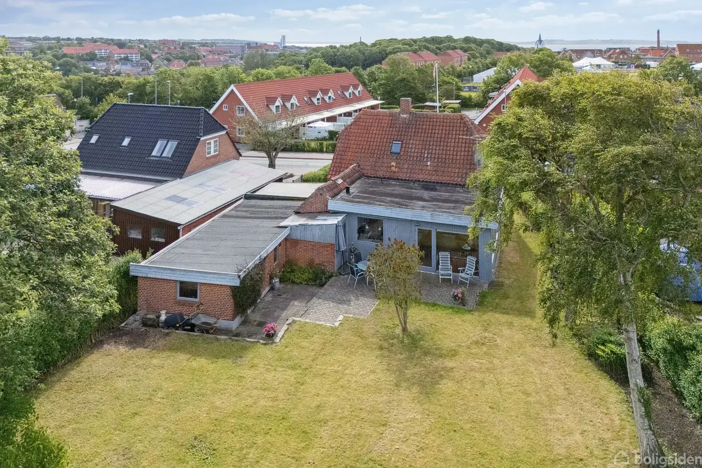 Charmerende bolig med mange muligheder - Visning 2
