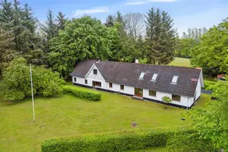 Villa på Skiverenvej 55, 9830 Tårs