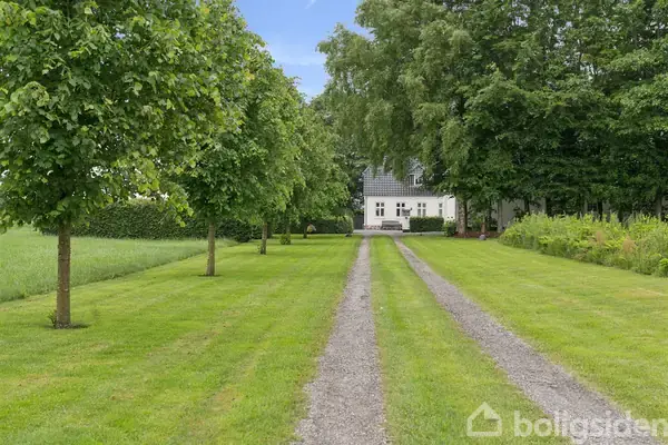 Landejendom på Egebjerg Landevej 126, 7250 Hejnsvig