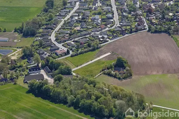 Helårsgrund på Lergravsbakken 5, 8930 Randers NØ