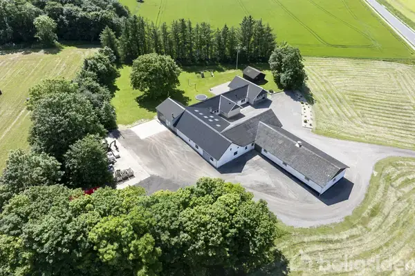 Landejendom på Hjulskovvej 120, 9740 Jerslev J