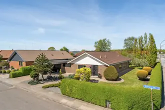 Villa på Riisagers Vej 2, 6800 Varde