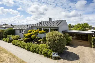 Villa på Kong Christians Alle 4, 9900 Frederikshavn