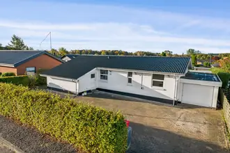 Villa på Venusvej 11, Søften, 8382 Hinnerup