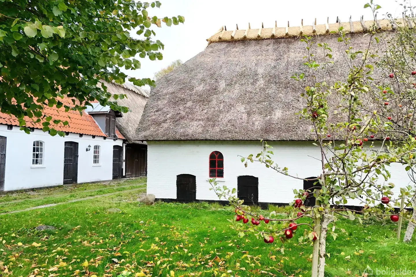 Exceptionel ejendom med masser af plads - Visning 2