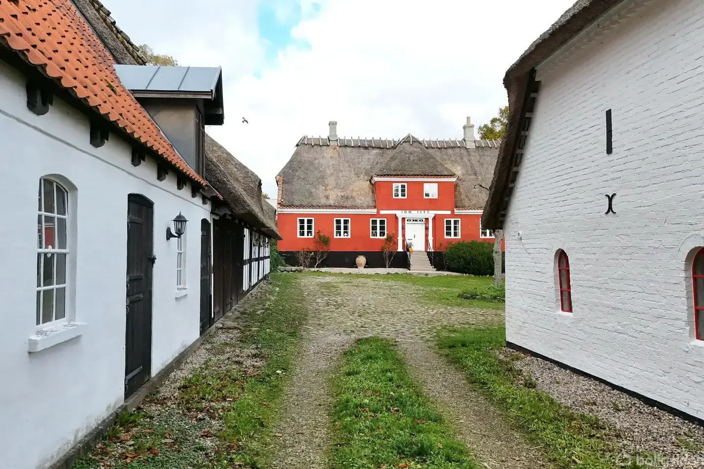 Exceptionel ejendom med masser af plads - Visning 3
