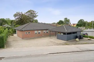 Villa på Århusvej 6, 8840 Rødkærsbro