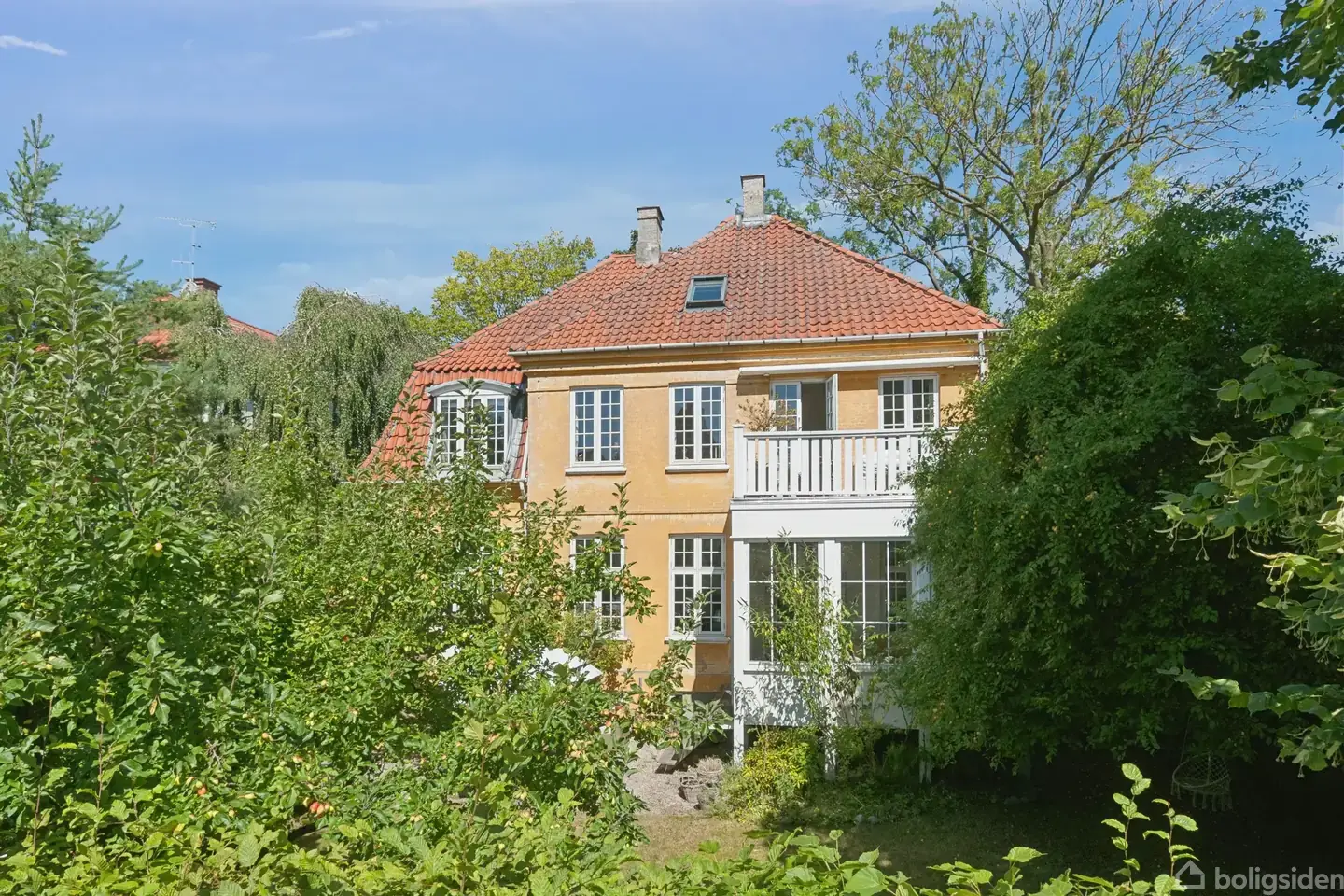 Villalejlighed på Høeghs Alle 2, st., 2820 Gentofte