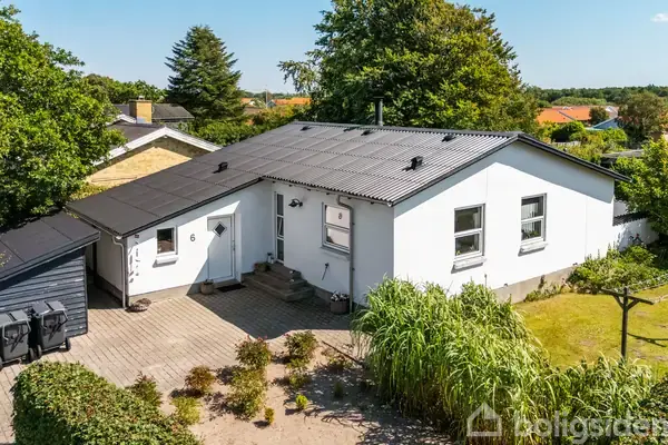 Villa på Liljevej 6, 9800 Hjørring