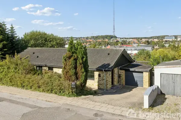 Villa på Solsortvej 5, 9000 Aalborg
