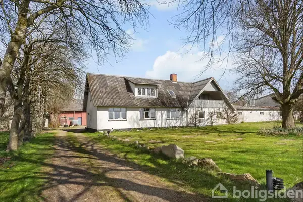 Landejendom på Bilidtvej 3, 8990 Fårup