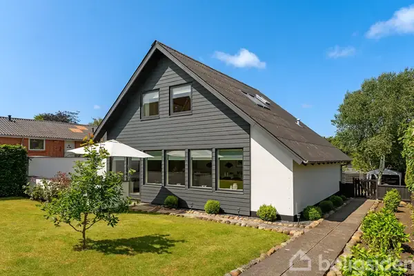 Villa på Rønne Alle 2, 7600 Struer