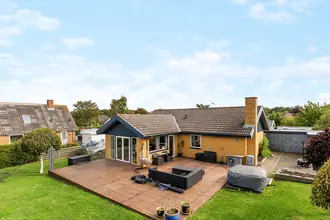 Villa på Solbakkevej 5, Arnager, 3700 Rønne