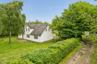 Villa på Hvalpsundvej 13, Holmager, 9240 Nibe