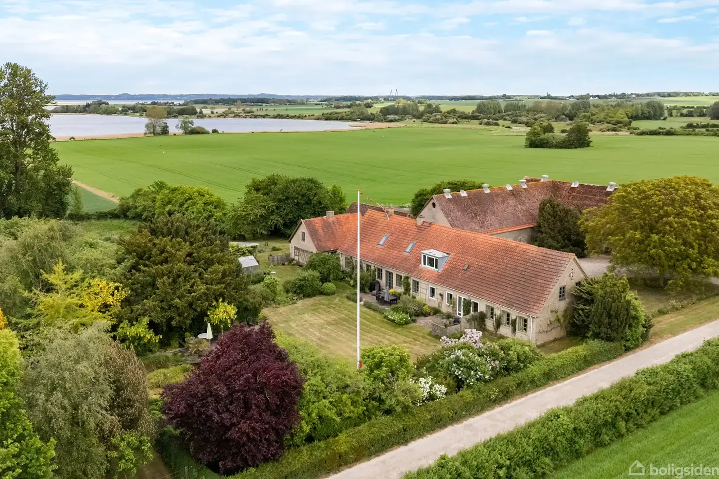 Landejendom på Ravnse Skovvej 15, 4840 Nørre Alslev