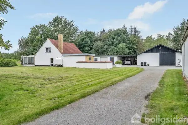 Landejendom på Munkholmvej 156, 9760 Vrå