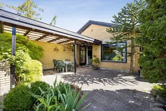 Villa på Bastebjerg 36, 2690 Karlslunde