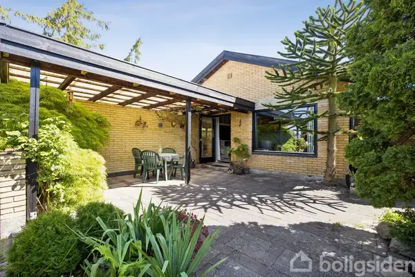 Villa på Bastebjerg 36, 2690 Karlslunde