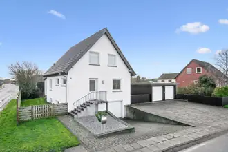 Villa på Uggerbyvej 16, Åbyen, 9850 Hirtshals