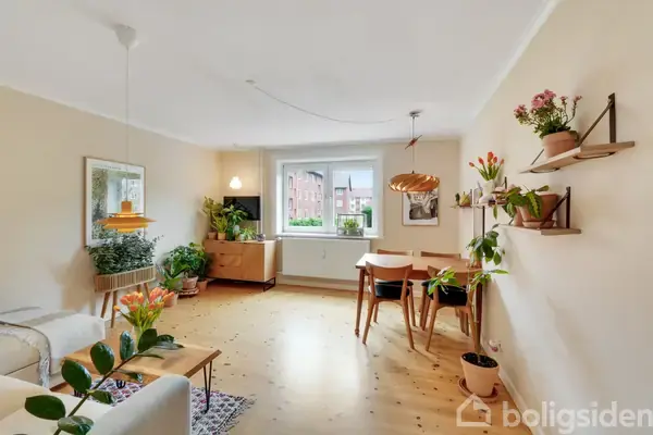 Ejerlejlighed på Hvidovre Torv 16, st. th., 2650 Hvidovre
