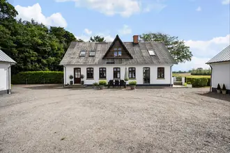 Landejendom på Østermarksvej 8, 8620 Kjellerup