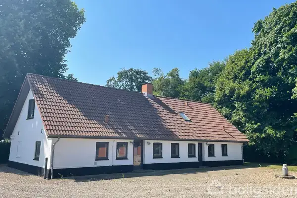 Landejendom på Kongeåvej 76, 6650 Brørup