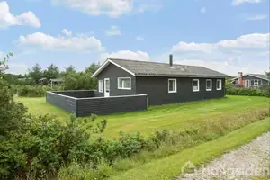 Fritidsbolig på Karensvej 13, 9480 Løkken