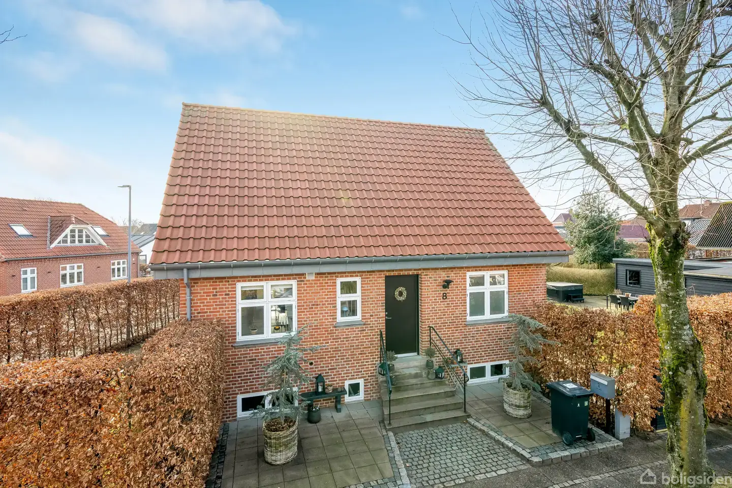 Charmerende villa renoveret med kvalitet for øje, skal ses!