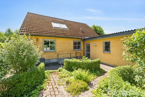 Villa på Jernbanegade 30, 6933 Kibæk