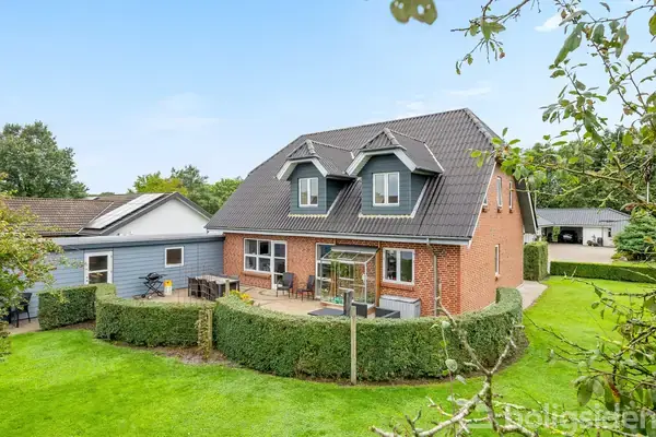 Villa på Hedevangen 35, 6670 Holsted