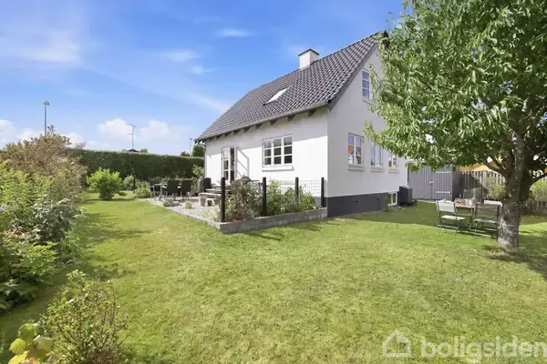 Villa på Holmegårdsvej 23A, 3100 Hornbæk