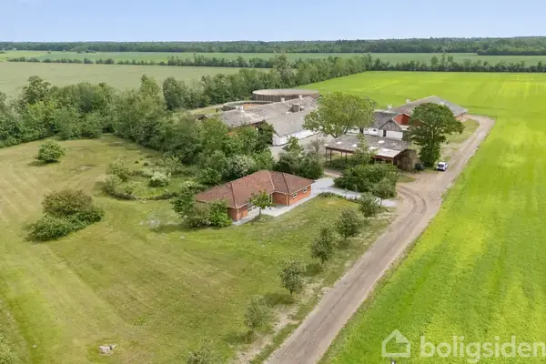 Svinegård/-jord på Skurvemosen 12, 9370 Hals