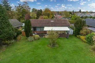 Helårsgrund på Skovbakken 15, 3500 Værløse