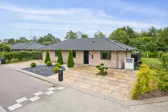Villa på Bakkeboager 8, Baldersbrønde, 2640 Hedehusene