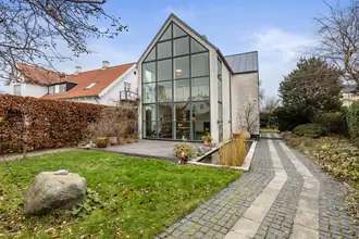 Villa på Løkkevej 2B, 2791 Dragør