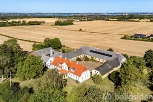 Landejendom på Røjle Bygade 125, 5500 Middelfart