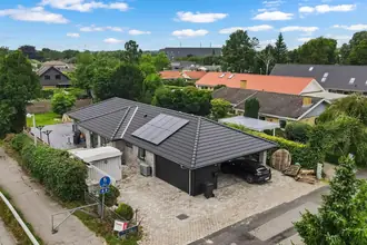 Villa på Planteskolevej 19, 2690 Karlslunde