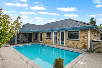 Villa på Planteskolevej 6, 4600 Køge