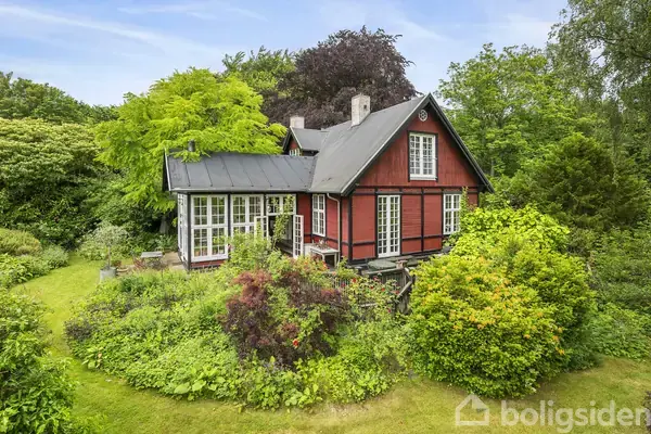 Villa på Caroline Mathilde Vej 6, 2950 Vedbæk