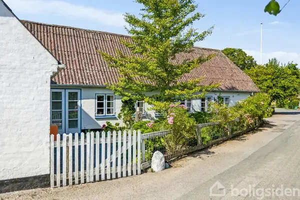 Fritidsbolig på Roestoftvej 1, 5601 Lyø