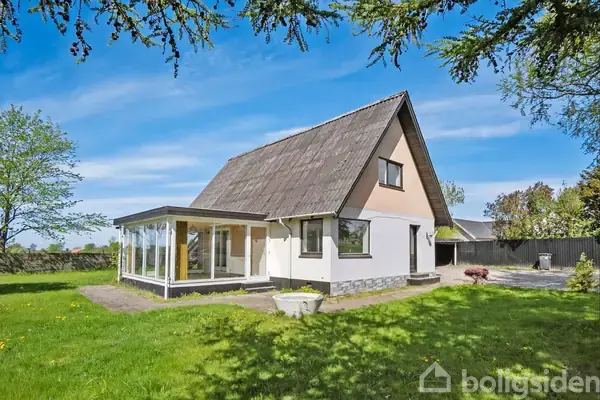 Villa på Landevejen 70, 5683 Haarby
