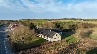 Landejendom på Lønstrupvej 391, Vennebjerg, 9800 Hjørring