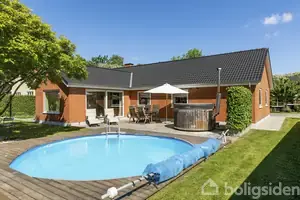 Villa på Præstebrovej 30, 4300 Holbæk